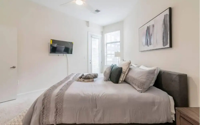 Cozy Apartment with WiFi 206