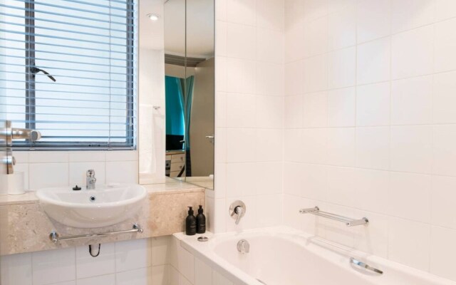 Cape Town City Centre 1 Bedroom Mezzanine Suite