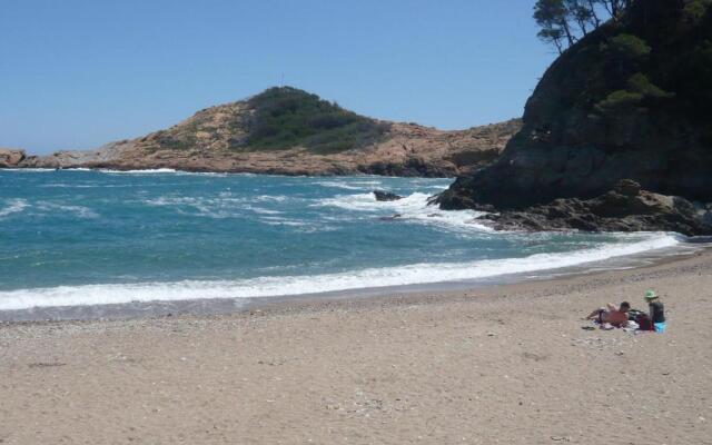 BRAVAHOLIDAYS-13-K4