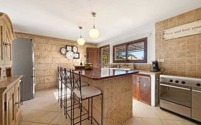 Secluded Farmhouse in Llucmajor With Terrace