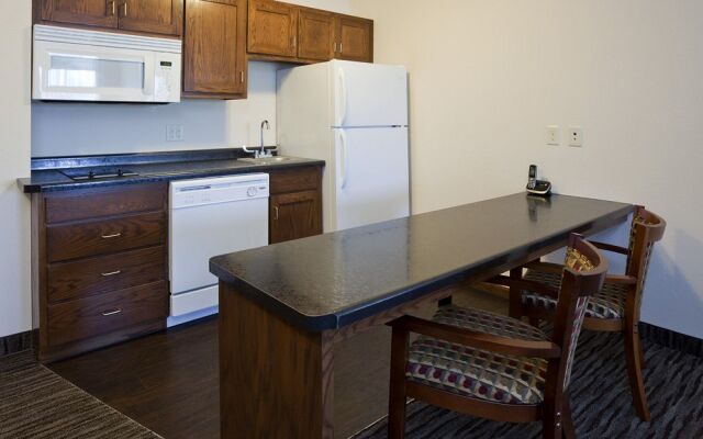 Crossings by GrandStay Parkers Prairie