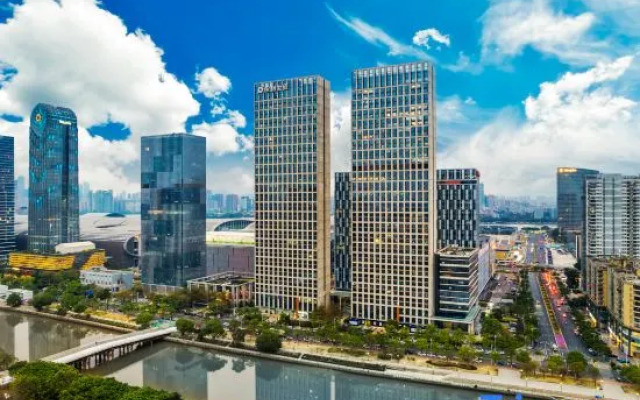 Hua Yi Hotel(Guangzhou  Pazhou Exhibition Center )
