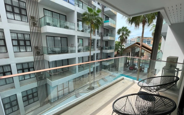 Private apartment at Palmyrah by Lofty