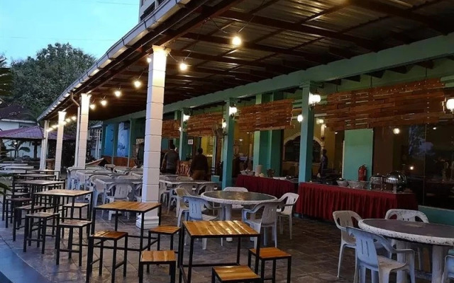 Putra Brasmana Hotel