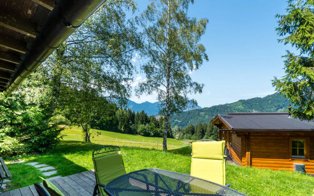 Spacious Chalet near Ski Slopes in Worgl