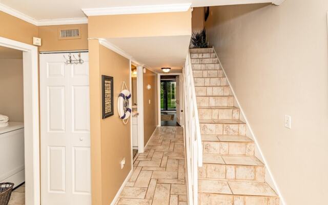 Sea Winds Unit 44 Ocean Font