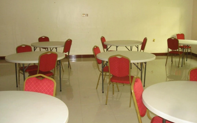 Rays Hotel