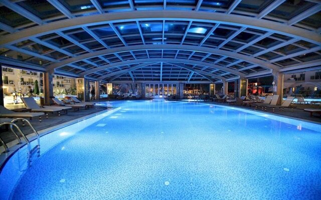 Grand Pearl Beach Resort And Spa