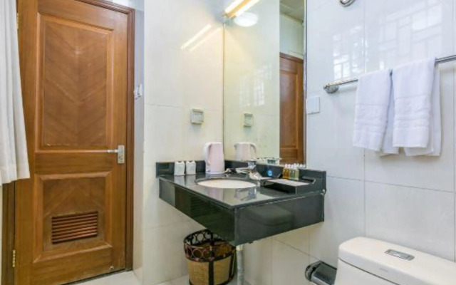 Wofo Villa Courtyard Hotel