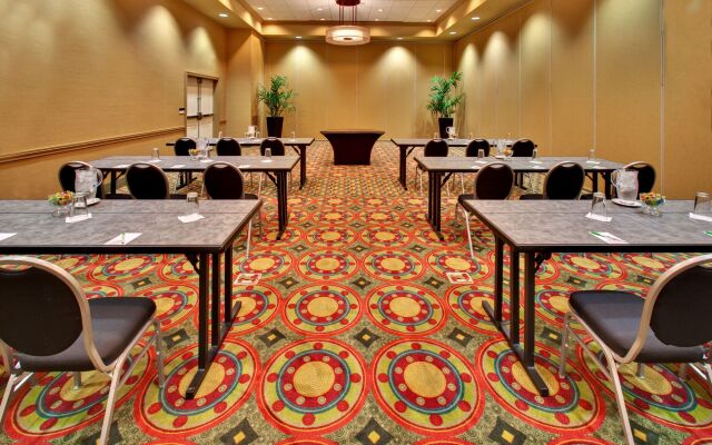 The Rewind West Des Moines, Tapestry Collection by Hilton