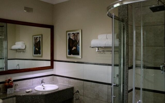 Bronte Hotel