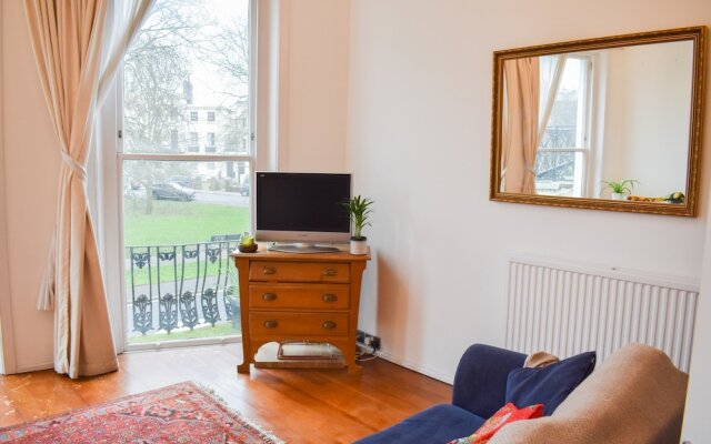 Bright 1 Bedroom Apartment In Seven Dials