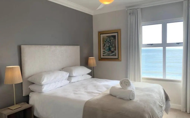 Oceanfront Panoramic Beach View