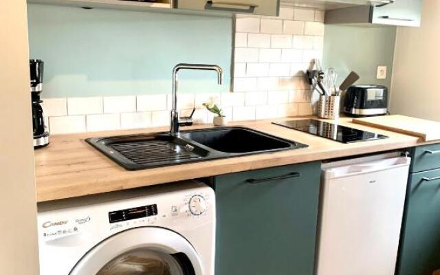 LE DUMON 6 - Studio NEUF CALME - WiFi - GARE 200m