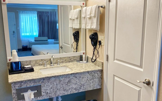 Roadstar Hotel Zephyrhills