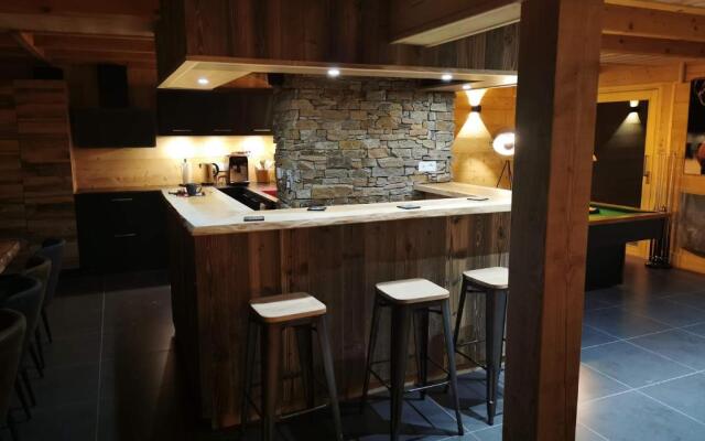 Nouveau Chalet M.META 12 pers sauna,jacuzzi,billard