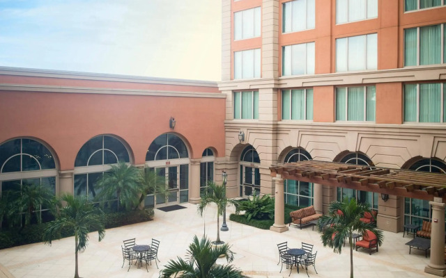Renaissance Tampa International Plaza Hotel