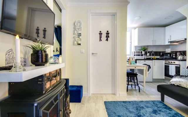 Cozy Apartment for 3 Near Martim Moniz