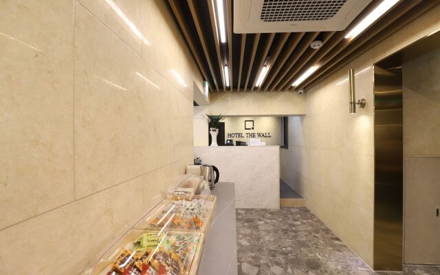 Jecheon The Wall Hotel