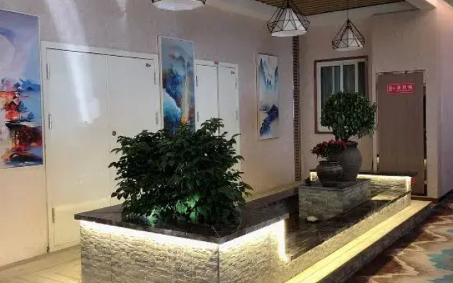 Leiketai Theme Boutique Hotel (Feidong Pazhou Central Plaza)