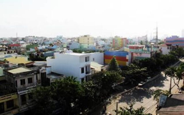 Kay Hotel Danang - Near Dragon Bridge