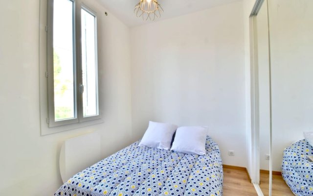 Apartment With One Bedroom In Marseille, With Wifi 7 Km From The Beach