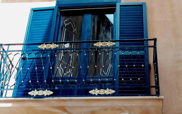 Mirabilia Arab House