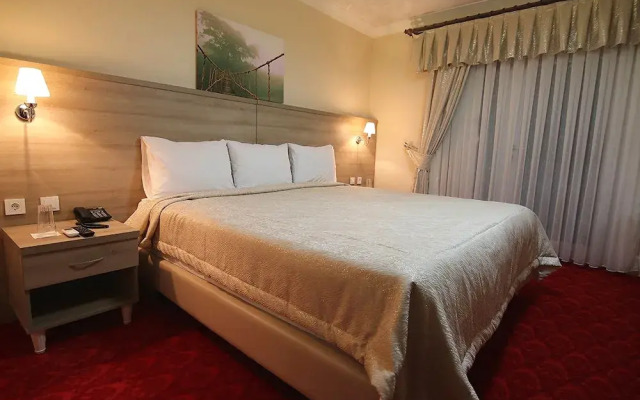 Andinata Hotel Sekerler Termal