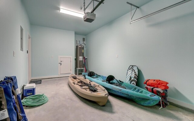 Copano Shores Seaside Paradise Home by Redawning