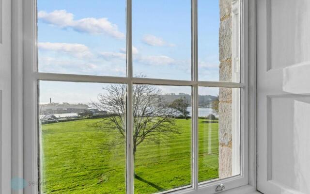 Churchill's Residence By Pureserviced
