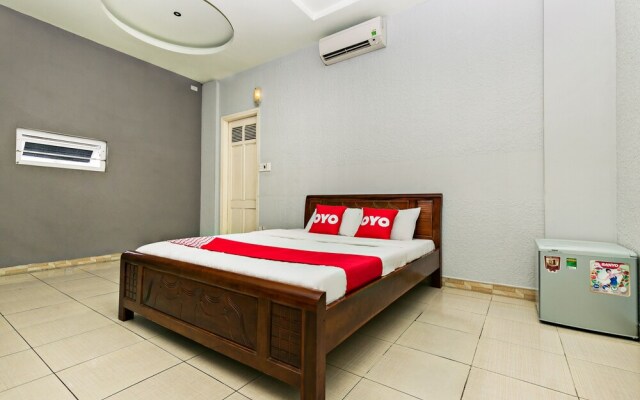 An An Hotel by OYO Rooms