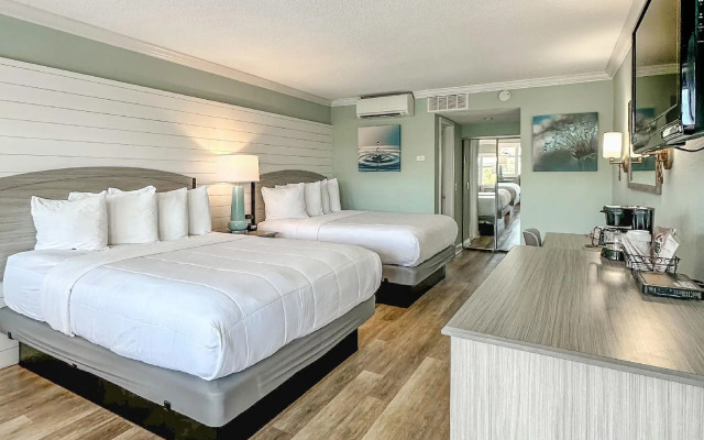 Thunderbird Beach Resort