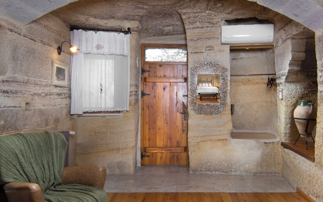 Terra Cave Hotel