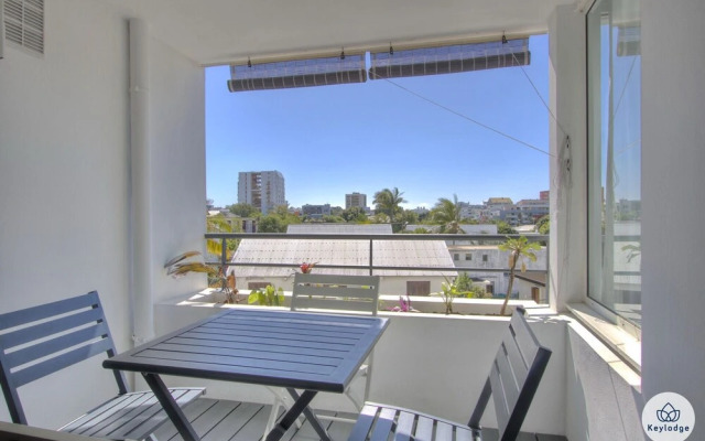 T2 Black and Wood - 45m2- 5min du centre