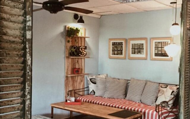 V&S Hostel Club