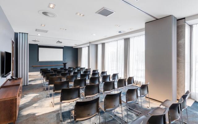 Crowne Plaza Christchurch by IHG
