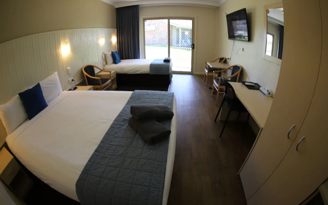 Sleepy Hill Motor Inn