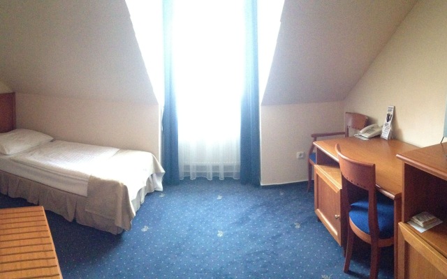 Hotel Modrá Ruže