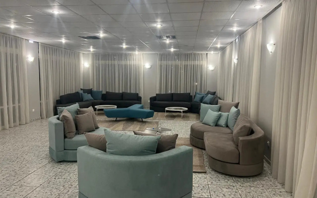 Ayit Hotel