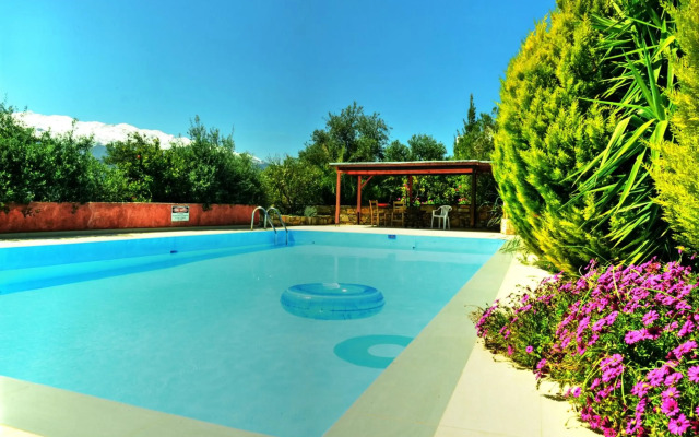Anna-Malai Traditional Cretan Villa