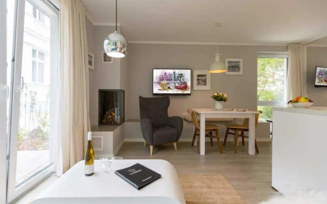 Villa Bellevue App 09 Gartenhaus