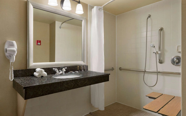 Wingate by Wyndham Greenwood Village/Denver Tech