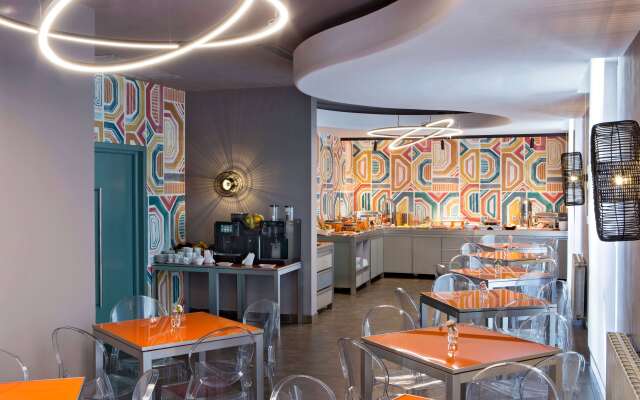 Central Hotel, Trademark Collection by Wyndham