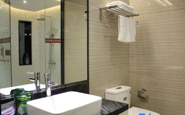 Aoyi  Modern  Hotel