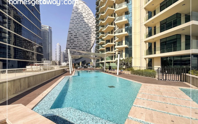 Spacious 1BR Apt Designed by Missoni