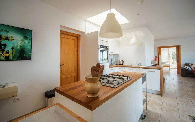 Villa in Arenas with Private Pool and Breathtaking Views