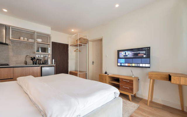 Aima Apartments