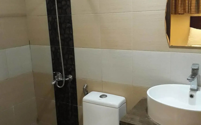 Rovic's Tourist Hotel