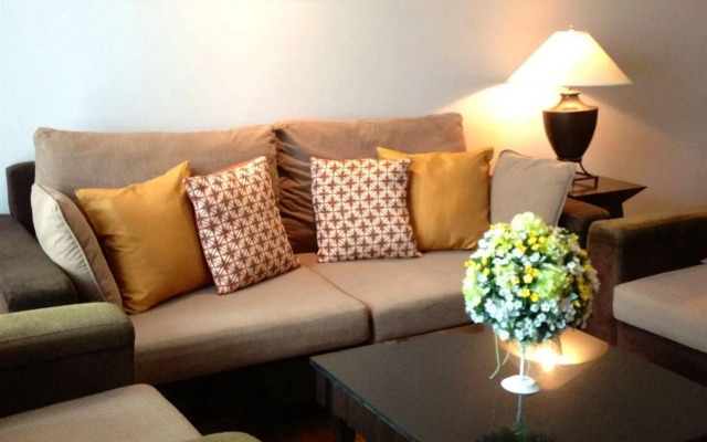 Gardengrove Suites