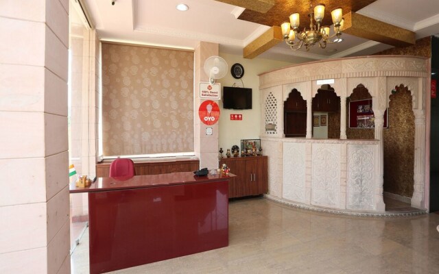 OYO 10453 Hotel Paradise